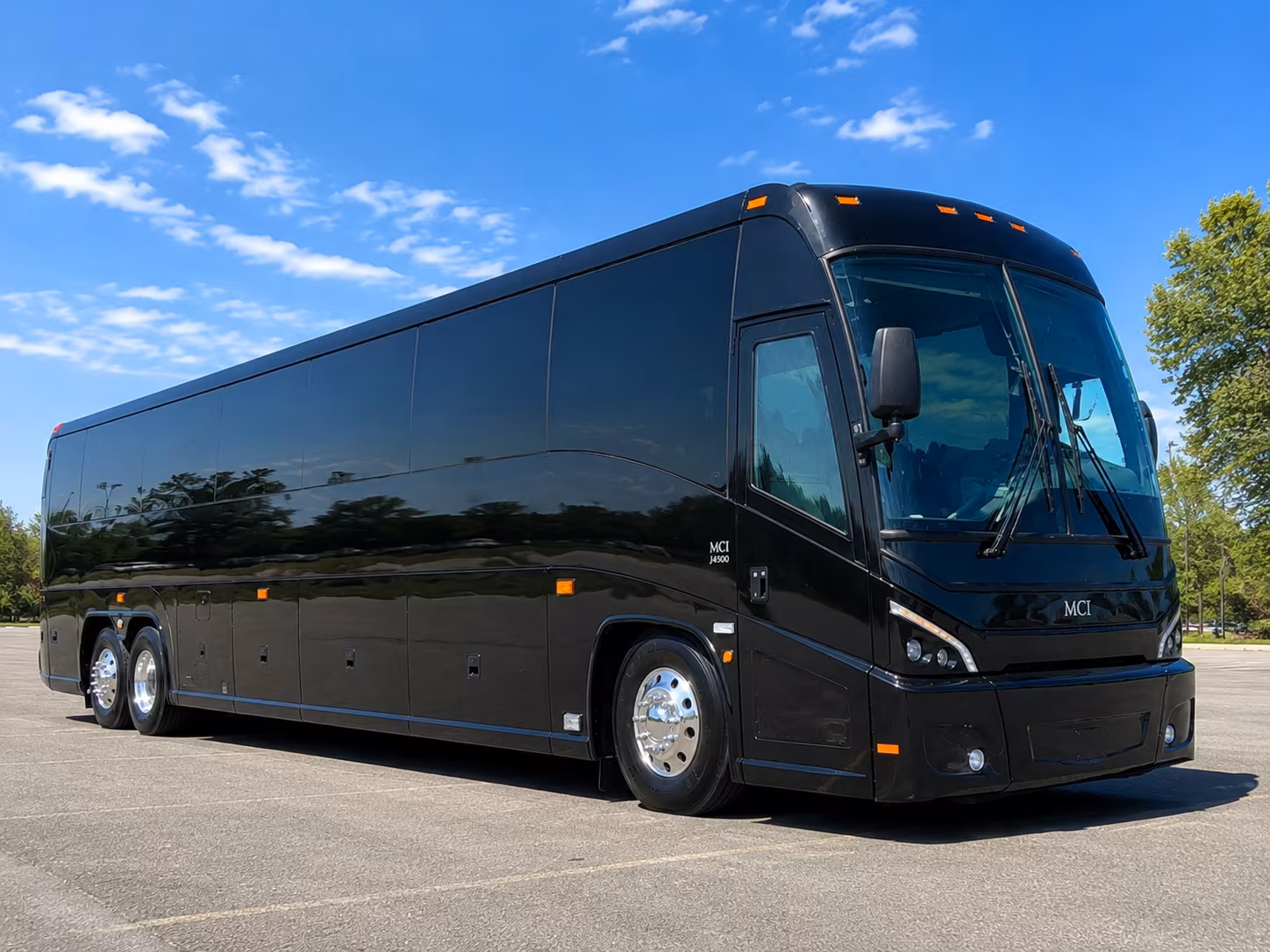 south fulton airport charter bus rental